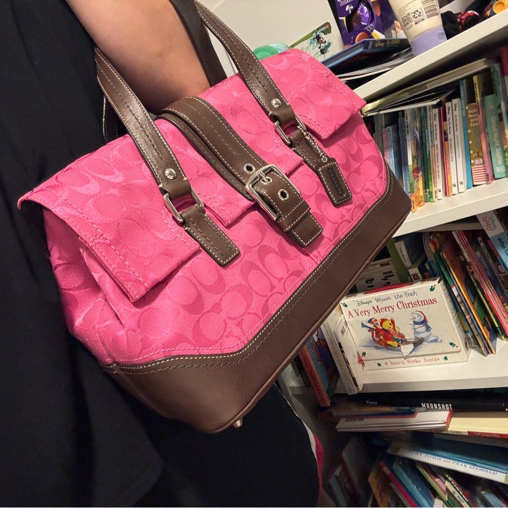 Coach pink signature satchel - Picture 5 of 5